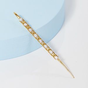 Hypoallergenic Decorative Rhinestone Ear Cuff Earring in Gold